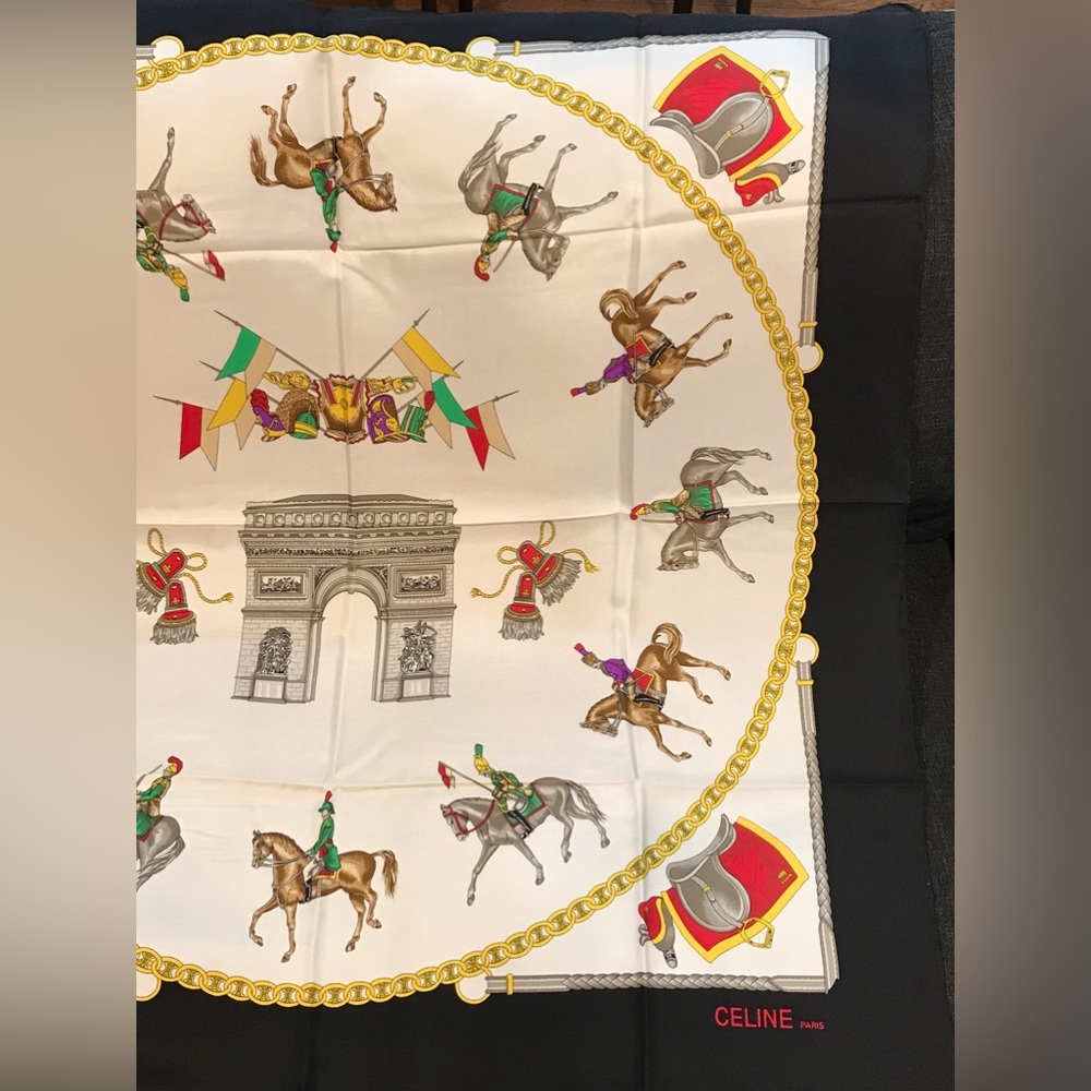 CELINE Silk Scarf in Box 😍🔥🐴 - Picture 8 of 17